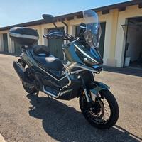 Compra ora la tua moto o Scooter   online