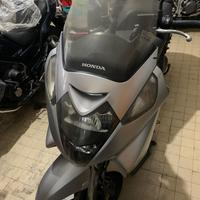 Honda Silver Wing 600