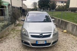 IMPERDIBILEOpel zafira METANO