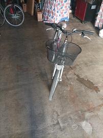 bici da bambina dai 8 ai 10 anni 