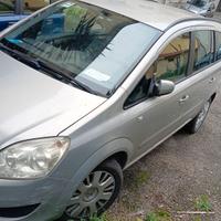 Opel zafira a metano casa madre