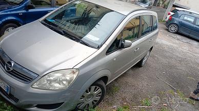 Opel zafira a metano casa madre