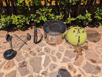 Stacker webbq , slower e kettle Weber no coperchio