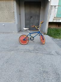 bmx bicicletta 