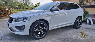 Volvo XC 60 D4 R-Design 190 cv