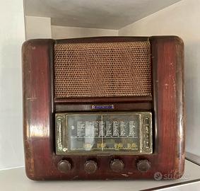 ALLOCCHIO BACCHINI radio d’epoca