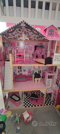 Casa delle Barbie in legno grande