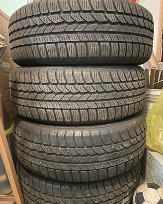 Gomme termiche 215 60 r17  suv