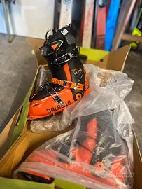 Scarponi scialpinismo nuovi