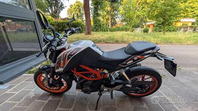 KTM Duke 390 2013