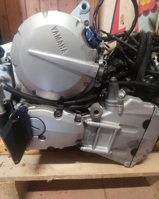 Motore fz6 600