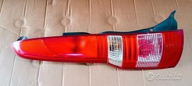 Fanale posteriore sinistro Fiat Panda