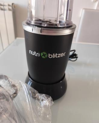 frullatore JML NutriBlitzer smoothie e frullati