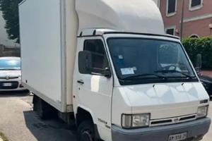 Nissan trade 100 cassonato