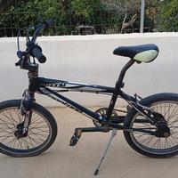 Bicicletta BMX Boom 2.0 Montana in Alluminio 