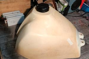 serbatoio acerbis honda