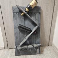 Porta bottiglie vino e calici