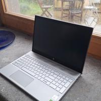 laptop hp pavilion amd ryzen 5