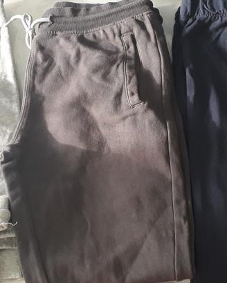 Pantaloni tuta
