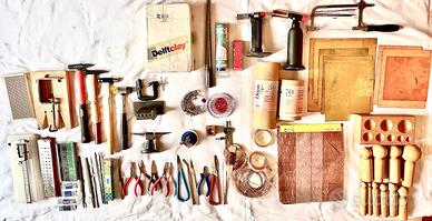 Kit completo attrezzi per gioielleria + materiali