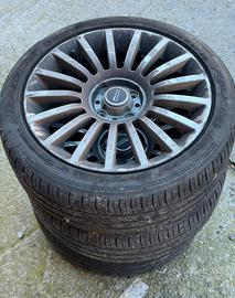 3 Cerchi in Lega 16" con Gomme 195/45 R16 Estive