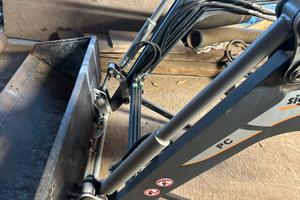 Caricatore frontale per trattore