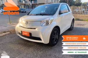 TOYOTA iQ iQ 1.0