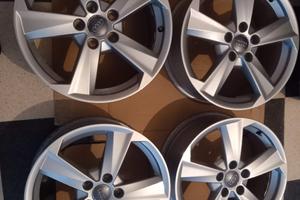 Cerchi in lega Audi Q3 --17 pollici