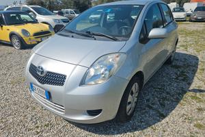 Toyota Yaris 1.0 5 porte Sol