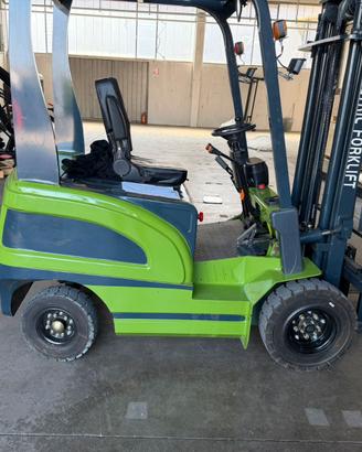 CARRELLO ELEVATORE/MULETTO ELETTRICO 15Q