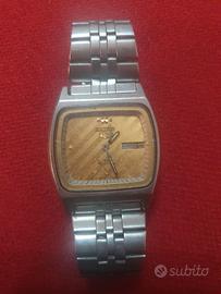 OROLOGIO SEIKO CON GIORNI DELLA SETTIMANA IN ARABO