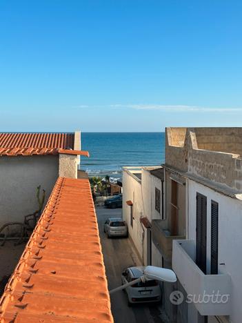 Tre fontane Casa indipendente in pieno centro