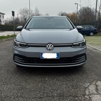 GOLF 8
