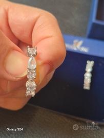 Orecchini a cerchio Swarovski