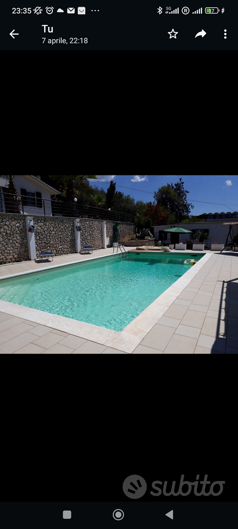 Villa con piscina - Vista 2
