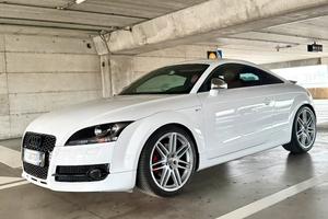 AUDI TT 2.0 TFSI