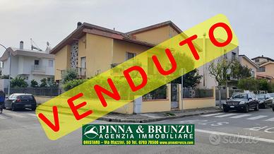 Sa Rodia - Viale Repubblica - Villa 4 lati libera