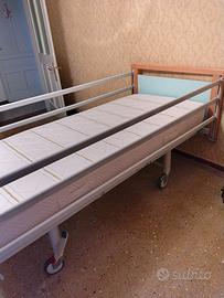 Letto ospedaliero