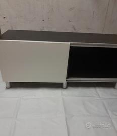 Mobile soggiorno + Sgabello alto + Attaccapanni.