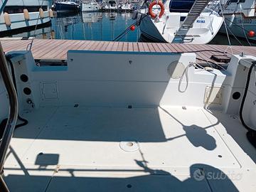 Cabinato a Motore Fly