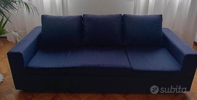 Divano in tessuto blu