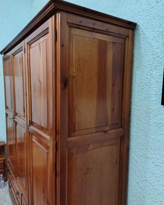 CAMERA MATRIMONIALE IN LEGNO MASSELLO 