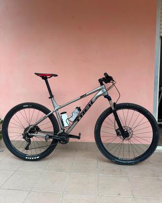 trek  x caliber 8 tg XL