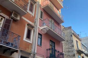 4 LOCALI A TORRETTA