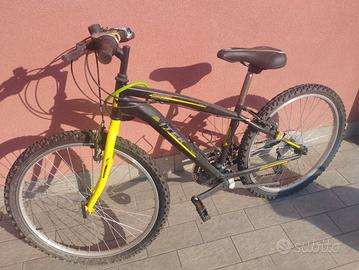 Bicicletta ragazzino