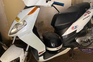 Scooter Aprilia sport city 50