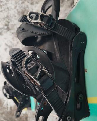 Attacchi snowboard Burton Cartel