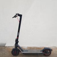 monopattino elettrico Novamile 