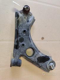 Braccio oscill ant. dx FIAT DOBLO 1248cc D 2011