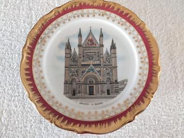 Piatto in ceramica con Duomo di Orvieto